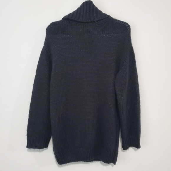 Lovers & Friends Revolve Manhattan Sweater in Black Size S Oversized Cable Knit - Picture 5 of 10